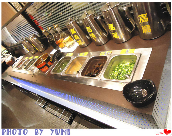 鍋神日式涮涮鍋(台中逢甲旗艦店):【愛評口碑券♥第二十六彈】活跳跳蝦子大呼鍋癮♥頂級海鮮撫慰你的胃@鍋神日式涮涮鍋(台中逢甲旗艦店)