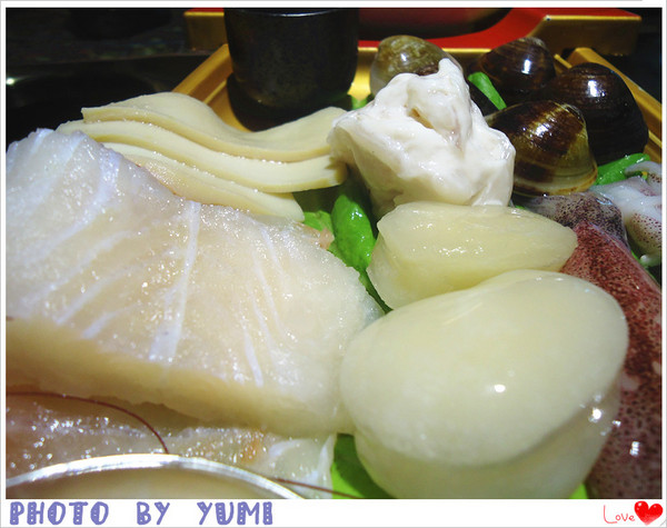 鍋神日式涮涮鍋(台中逢甲旗艦店):【愛評口碑券♥第二十六彈】活跳跳蝦子大呼鍋癮♥頂級海鮮撫慰你的胃@鍋神日式涮涮鍋(台中逢甲旗艦店)