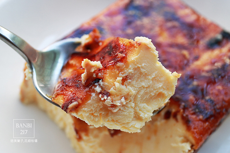 Banbi217 美食旅遊: 悠美菓子-北海道十勝花畑牧場生牛奶糖,如冰淇淋般的焦糖烤布蕾 (台北新光三越站前店)