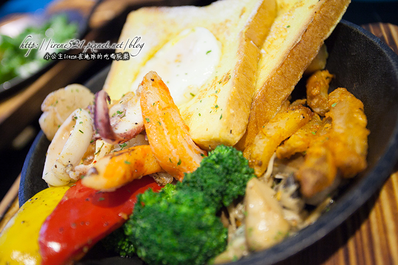 13.11.09-食集EC6 cafe