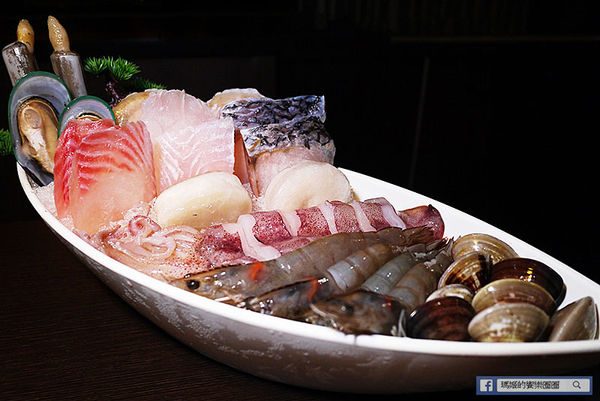 紅蟹將軍吃到飽(台北忠孝店)：◆台北東區【紅蟹將軍吃到飽—台北忠孝店】帝王蟹火鍋吃到飽。北海道鍋物。捷運國父紀念館美食