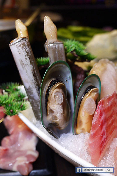 紅蟹將軍吃到飽(台北忠孝店)：◆台北東區【紅蟹將軍吃到飽—台北忠孝店】帝王蟹火鍋吃到飽。北海道鍋物。捷運國父紀念館美食