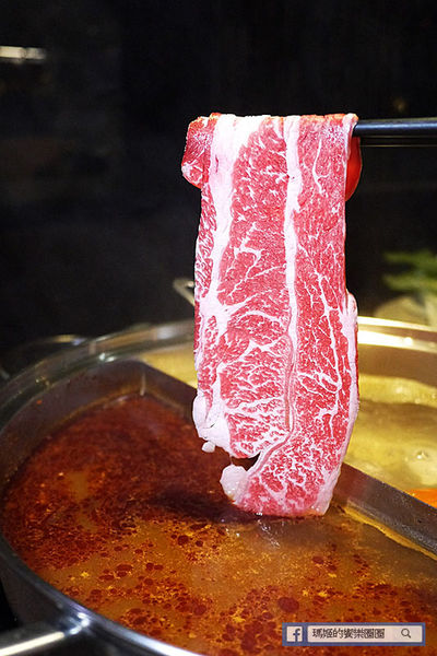 紅蟹將軍吃到飽(台北忠孝店)：◆台北東區【紅蟹將軍吃到飽—台北忠孝店】帝王蟹火鍋吃到飽。北海道鍋物。捷運國父紀念館美食