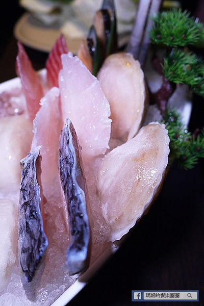 紅蟹將軍吃到飽(台北忠孝店)：◆台北東區【紅蟹將軍吃到飽—台北忠孝店】帝王蟹火鍋吃到飽。北海道鍋物。捷運國父紀念館美食