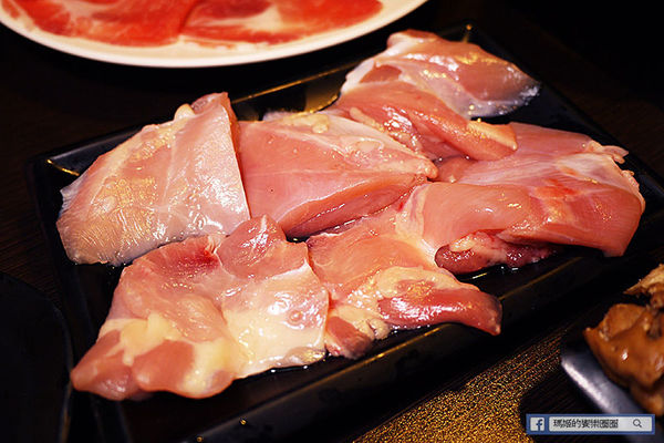 紅蟹將軍吃到飽(台北忠孝店)：◆台北東區【紅蟹將軍吃到飽—台北忠孝店】帝王蟹火鍋吃到飽。北海道鍋物。捷運國父紀念館美食