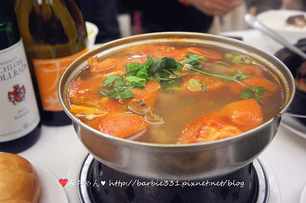 六廚川湘菜館：(試)♥吃吧~台北ღ大安區♥♬免開瓶費♬白飯殺手!!平價川式美味!!☆六廚川式料理☆(捷運、川菜、老店、熱炒)