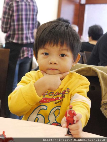 六廚川湘菜館：老字號的道地美味川菜。六廚川式料理