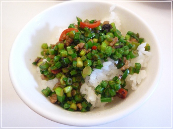 六廚川湘菜館：【大安區】六廚川湘菜館－道道都是極品