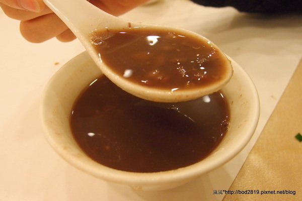 六廚川湘菜館:【台北大安】六廚川湘菜館-超下飯的川菜料理,忍不住多吃幾碗飯XD