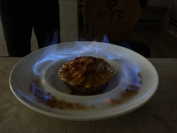 CV黑色天使蛋糕精品店：1021116[官本金文愛台灣口碑券第16彈]CV黑色天使蛋糕精品店魔術師極致華麗的甜點饗宴讀你讀你心想吃什麼BLACK ANGEL