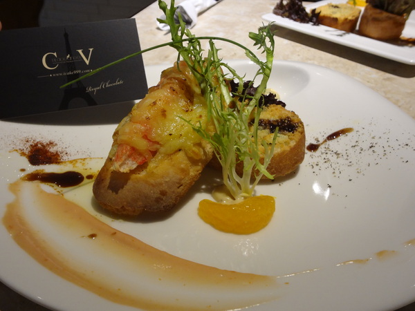 CV黑色天使蛋糕精品店：1021116[官本金文愛台灣口碑券第16彈]CV黑色天使蛋糕精品店魔術師極致華麗的甜點饗宴讀你讀你心想吃什麼BLACK ANGEL