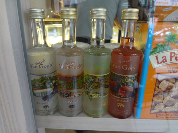 CV黑色天使蛋糕精品店：1021116[官本金文愛台灣口碑券第16彈]CV黑色天使蛋糕精品店魔術師極致華麗的甜點饗宴讀你讀你心想吃什麼BLACK ANGEL