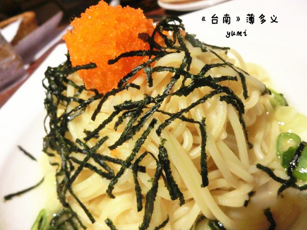 薄多義:【台南食記】想吃嗎?排隊就是了!✿超人氣義式餐廳@薄多義BIT 2 EAT