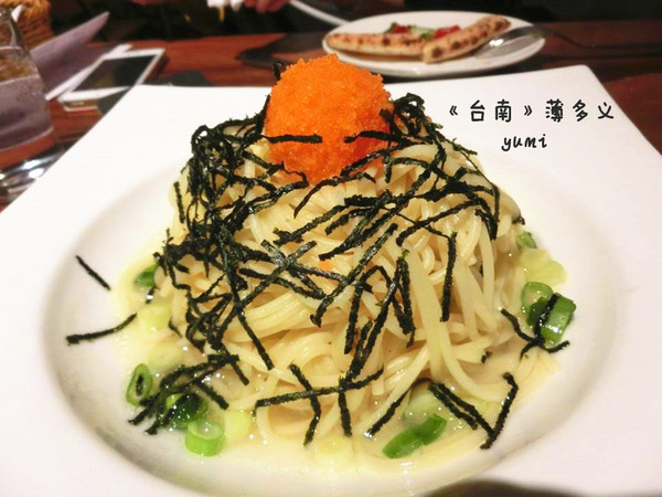 薄多義:【台南食記】想吃嗎?排隊就是了!✿超人氣義式餐廳@薄多義BIT 2 EAT