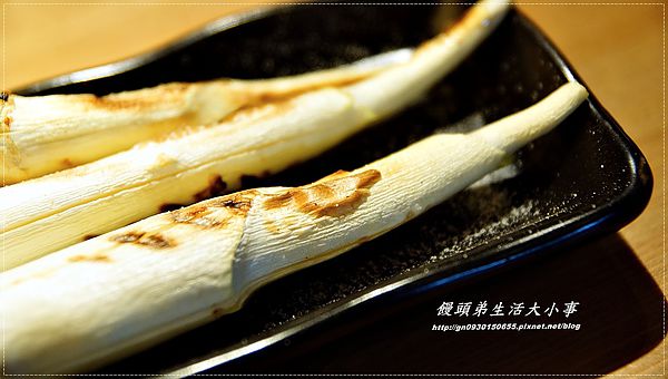 一串(串燒•酒場):【食記/台北市】濃濃的日式小店♪♪一串-串燒‧酒場♪♪