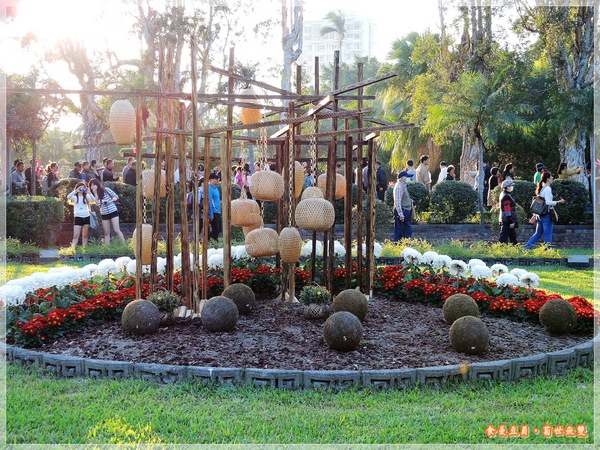 2013士林官邸菊展「菊世無雙」：『台北。展覽』【2013士林官邸菊展：菊世無雙】原來菊花也能這麼美