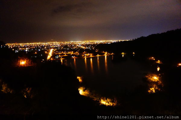 宜蘭梅花湖夜景 三清宮