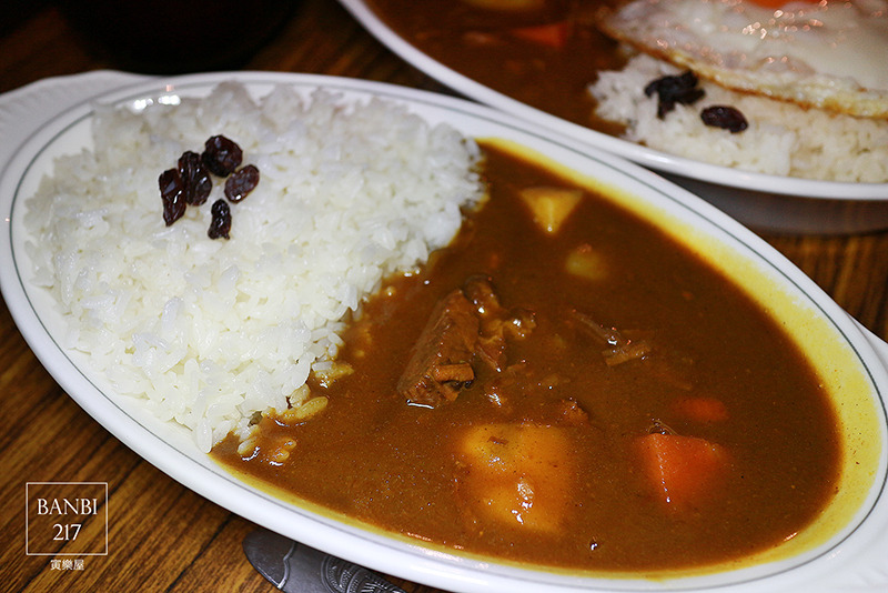 Banbi217 美食旅遊: 寅樂屋 美味的日式咖哩與咖啡 (台北大安區延吉街美食)(捷運信義線信義安和站)