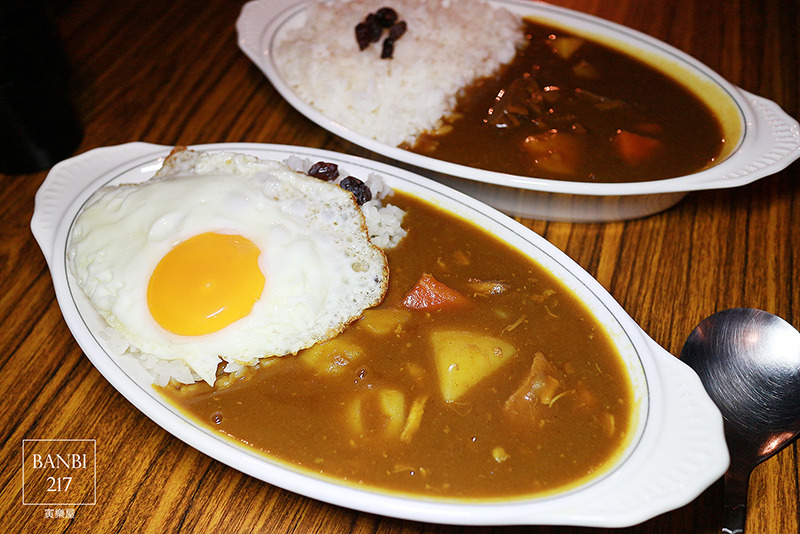 Banbi217 美食旅遊: 寅樂屋 美味的日式咖哩與咖啡 (台北大安區延吉街美食)(捷運信義線信義安和站)