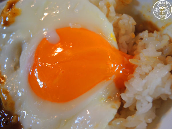 寅樂屋 Torarakuya-Taipei：呷飽祙【台北信義･寅樂屋】咖哩飯專賣店