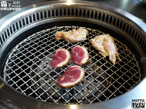 牧島燒肉專門店(大墩店):牧島燒肉全新菜單,不只可以吃燒烤,還有炙壽司!!!