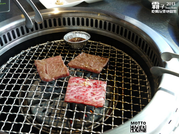 牧島燒肉專門店(大墩店):牧島燒肉全新菜單,不只可以吃燒烤,還有炙壽司!!!