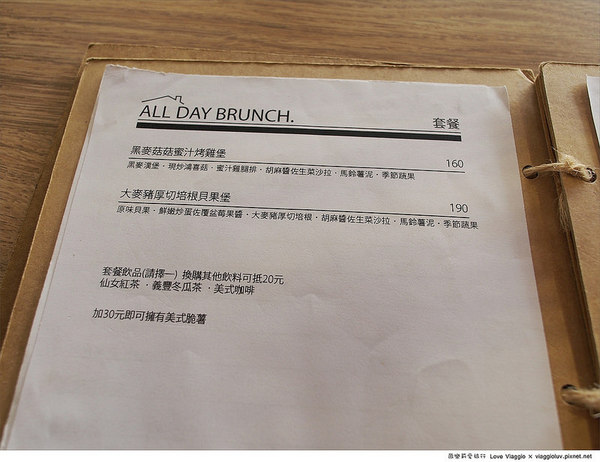 Puchi Loft小倉庫:【台北 Taipei】板橋早午餐 Puchi Loft小倉庫新菜色厚切培根貝果與黑麥菇烤雞堡