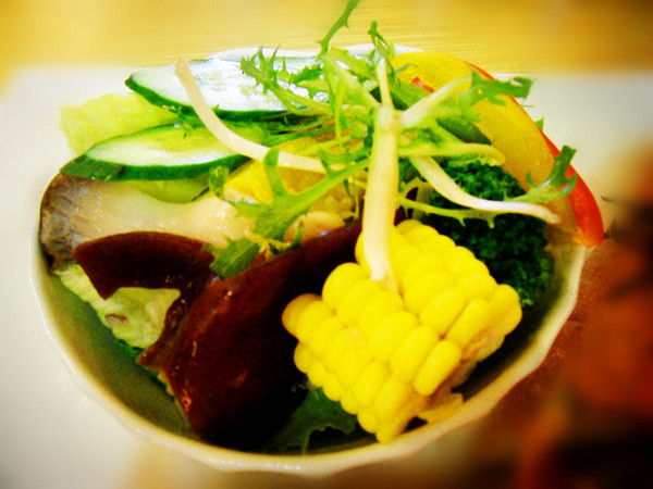 Picturesque 塗鴉空間書店:美食x享受x放鬆 第一次知道什麼叫做美食圖書館~還能遇到貓咪XDD_《Picturesque 塗鴉空間書店》