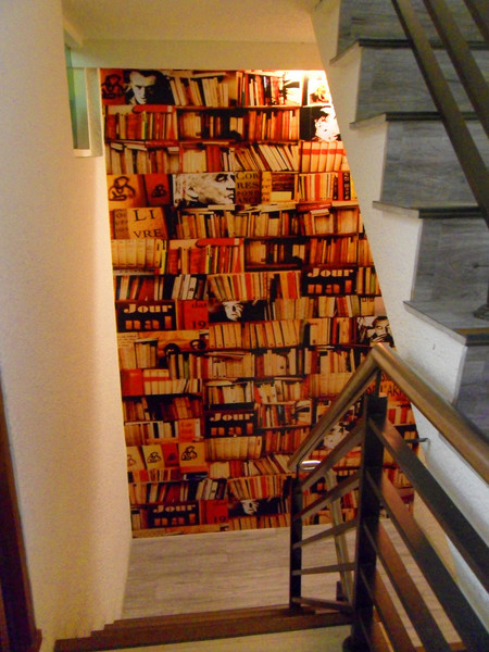 Picturesque 塗鴉空間書店:美食x享受x放鬆 第一次知道什麼叫做美食圖書館~還能遇到貓咪XDD_《Picturesque 塗鴉空間書店》