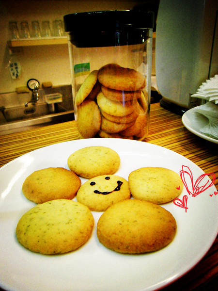 Picturesque 塗鴉空間書店:美食x享受x放鬆 第一次知道什麼叫做美食圖書館~還能遇到貓咪XDD_《Picturesque 塗鴉空間書店》