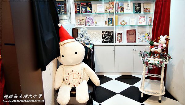 Alice Is Coming-來自愛麗絲:【食記/台北市】走進童話世界裡~愛麗絲夢遊仙境