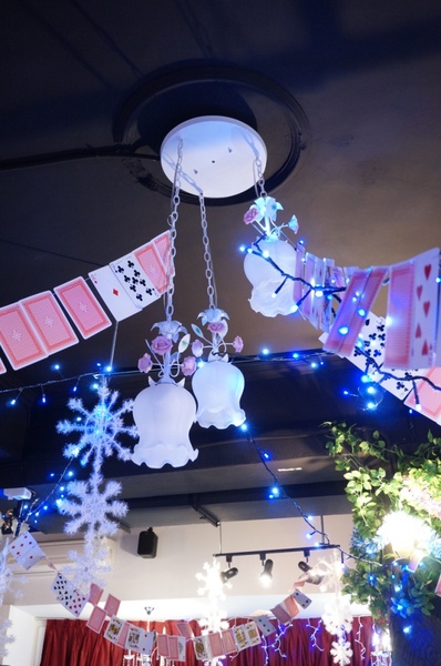 Alice Is Coming-來自愛麗絲：來自童話裡的咖啡館【Alice Is Coming來自愛麗絲】