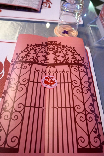 Alice Is Coming-來自愛麗絲：來自童話裡的咖啡館【Alice Is Coming來自愛麗絲】