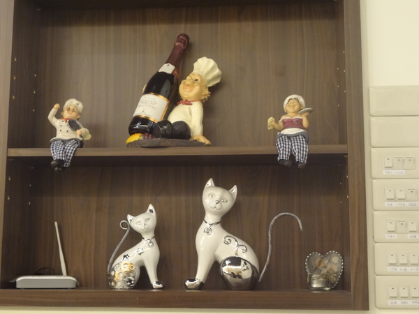 亞丁尼義式麵屋：1021124[官本金文愛台灣口碑券第17彈]亞丁尼義式麵屋整盤麵比月亮還大難怪史努比都住進來不想走