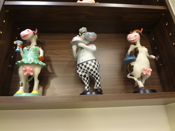 亞丁尼義式麵屋：1021124[官本金文愛台灣口碑券第17彈]亞丁尼義式麵屋整盤麵比月亮還大難怪史努比都住進來不想走