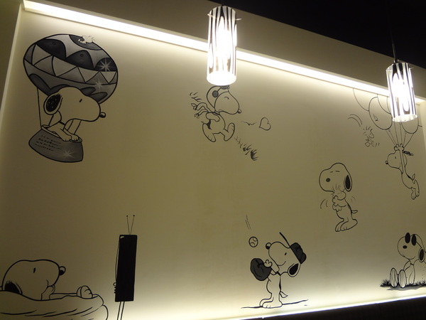 亞丁尼義式麵屋：1021124[官本金文愛台灣口碑券第17彈]亞丁尼義式麵屋整盤麵比月亮還大難怪史努比都住進來不想走