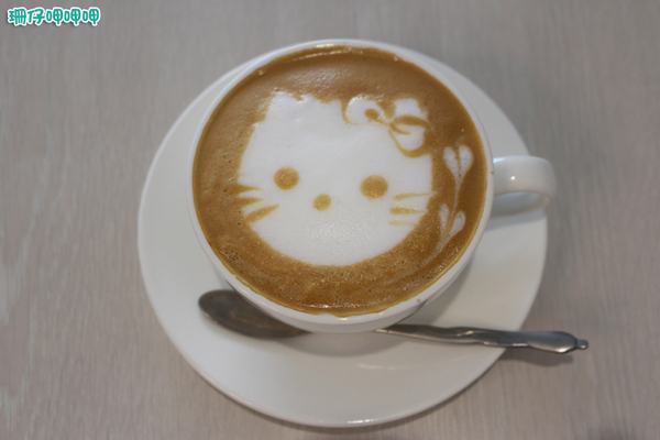 恬心朵朵Lily White Cafe(向上北路店)：恬心朵朵LilyWhiteCafe(向上北路店)♥食物、裝潢讓人心花朵朵開~103.09.19