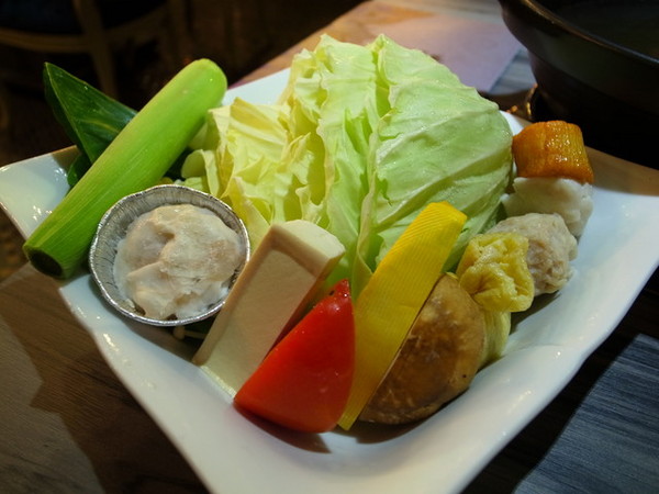 魚歌燈火精緻健康鍋(延吉店)：＜台北｜大安｜火鍋＞高質感火鍋又ㄧ發『魚歌燈火精緻健康鍋(延吉店) 』