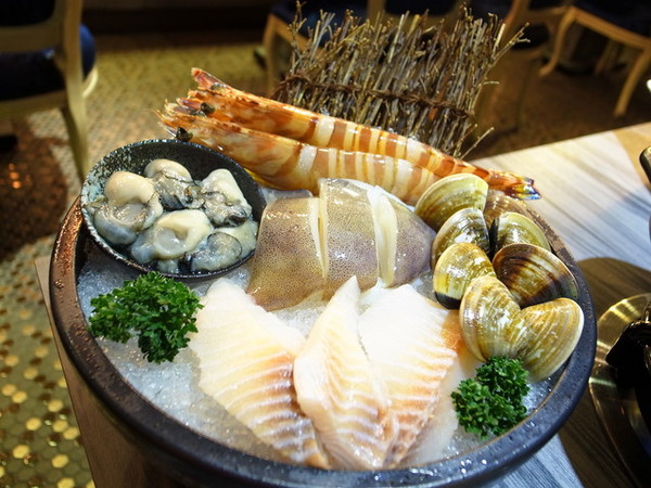 魚歌燈火精緻健康鍋(延吉店)：＜台北｜大安｜火鍋＞高質感火鍋又ㄧ發『魚歌燈火精緻健康鍋(延吉店) 』