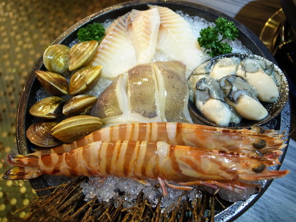 魚歌燈火精緻健康鍋(延吉店)：＜台北｜大安｜火鍋＞高質感火鍋又ㄧ發『魚歌燈火精緻健康鍋(延吉店) 』