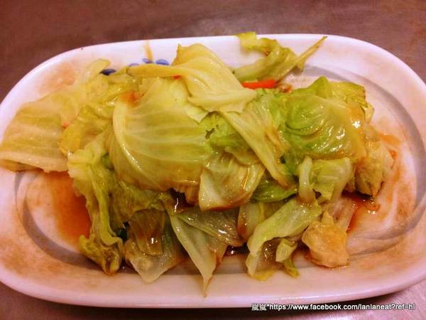 王家香火雞肉飯(黎明店)：【台中南屯】王家香火雞肉飯－普普通通可是生意還不錯