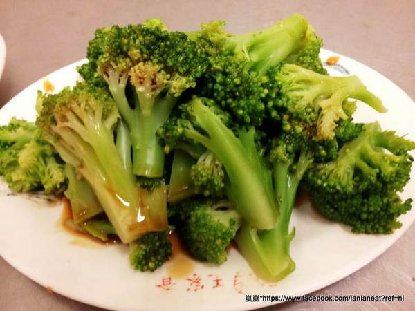 王家香火雞肉飯(黎明店)：【台中南屯】王家香火雞肉飯－普普通通可是生意還不錯