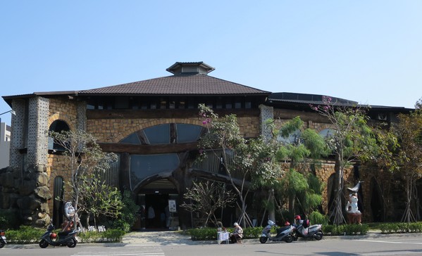 虱目魚主題館：來去抓虱目魚.. 美食篇~ ... 虱目魚主題館