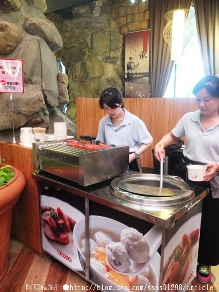 虱目魚主題館:【旅行遊記。台南安平區】虱目魚主題館。『首座』漂浮海洋圖書館 吸收虱目魚新知識