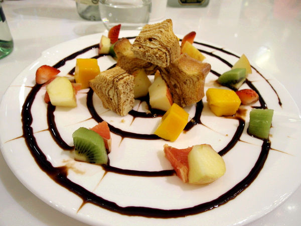 ATT 4 FUN 甜蜜王國：【信義】ATT 4 FUN甜點王國。Carousel cafe。Rippie。