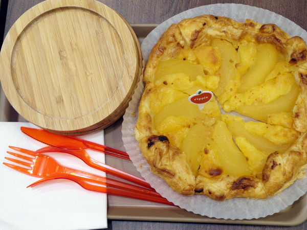 ATT 4 FUN 甜蜜王國：【信義】ATT 4 FUN甜點王國。Carousel cafe。Rippie。