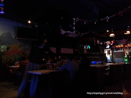 飛魚音樂餐廳:台南中西區❤越夜越美麗之飛魚音樂餐廳『窩客島試吃』