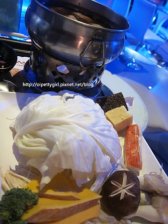 飛魚音樂餐廳:台南中西區❤越夜越美麗之飛魚音樂餐廳『窩客島試吃』