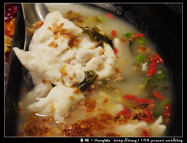 【台北食記】火鍋吃到飽。川巴子火鍋樓。指椒番茄牛肉鍋