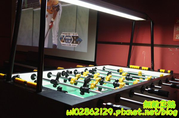 Willy's Grill葳苙二壘：【台南-南區】沙拉x墨西哥玉米片..一起看棒球實況轉播巴...《Willy's Grill葳苙二壘》